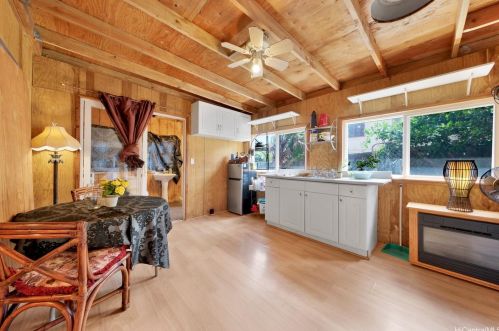 747 15 Ave, Honolulu HI  96816-3722 exterior