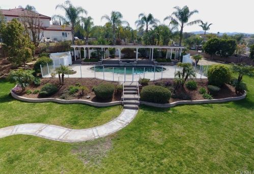 18531 Glass Mountain Dr, Riverside, CA 92504-9441