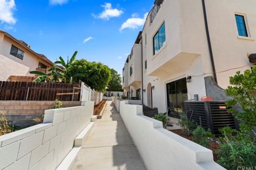 250 Arroyo Dr, San Gabriel CA  91776-1002 exterior