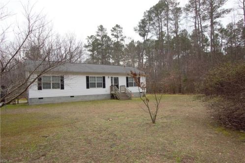10553 Freewelcome Ln, Dutton, VA 23050-9706