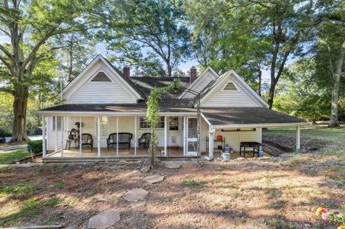 327 Danielsville St, Jefferson GA  30549-3370 exterior