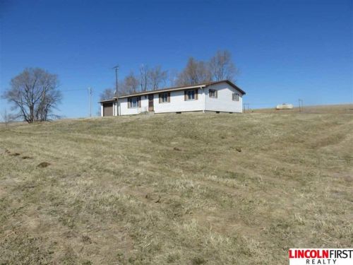 3011 County Road V, Prague, NE 68050-6315