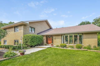 848 Highland Rd, Frankfort, IL 60423-8762