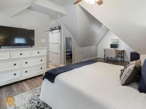 2859 Elliott Cir, Atlanta GA  30305-2726 exterior