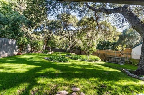 1932 Montecito Dr, Glendale CA  91208-1822 exterior