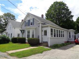 13 Washington St, Rochester, NH 03867-1831