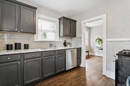 3210 Washington St, Englewood CO 80113-2727 exterior