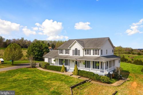 15035 Rixeyville Lakes Ct, Rixeyville, VA 22737-3318