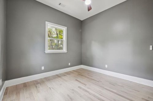 541 Elbridge Dr, Atlanta GA  30318-5103 exterior