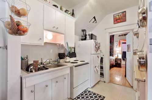 998 Grand Ave, Saint Paul MN 55102-2610 exterior