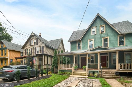 109 Center St, Tavistock NJ  08033-1803 exterior