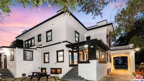 1616 Wabasso Way, Glendale CA  91208-2441 exterior