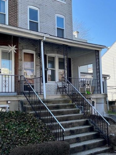 740 4th St, Allentown, PA 18102-1855