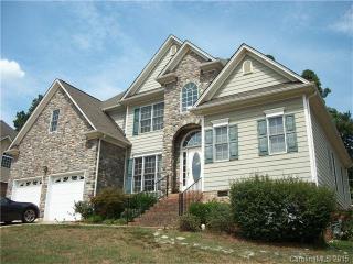 3034 Greenmont Cir, Catawba Heights, NC 28012-8592