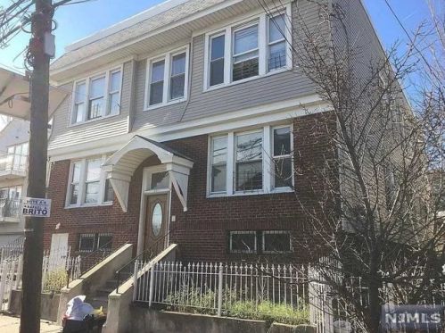 449 13th St, Newark, NJ 07103-1316