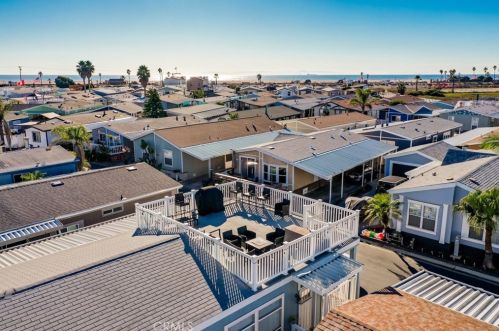 21851 Newland St, Huntington Beach CA  92646-7602 exterior