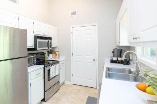 149 Elk Grove Dr, Auburn GA  30011-3257 exterior