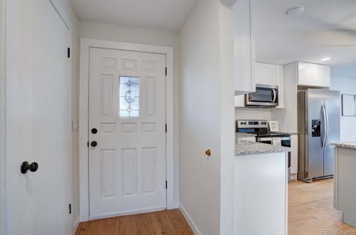 455 Nelson St, Denver, CO 80226-2633
