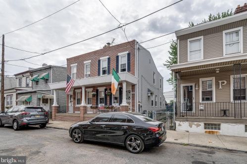 4465 Livingston St, Philadelphia, PA 19137-1621