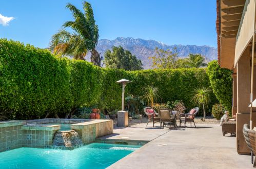 1209 Verdugo Rd, Palm Springs, CA 92262-4973
