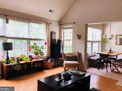 625 Brickhouse Rd, Princeton NJ  08540-7348 exterior