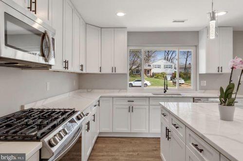 5222 Dalton Rd, Springfield VA  22151-3729 exterior