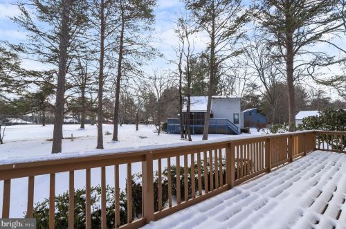 283 The Woods Rd, Hedgesville WV  25427-6886 exterior