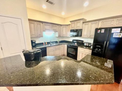2361 Marbleridge Dr, Gainesville, GA 30501-7823