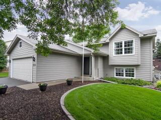 4036 144th St, Prior Lake, MN 55378-2949