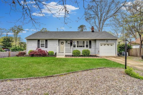 1304 Bullard Ave, Lacey, NJ 08731-4133