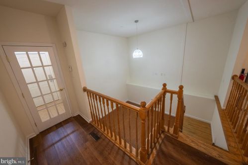 2018 17th St, Philadelphia, PA 19121-2343