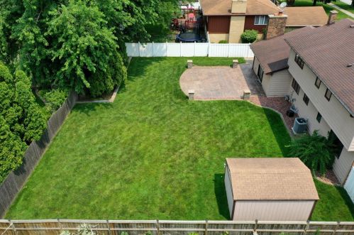 9558 Walnut Dr, Hammond IN  46321-3823 exterior
