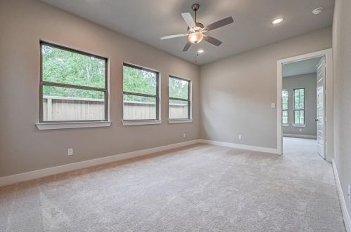 999 Briac Ln, Conroe TX  77301-4109 exterior