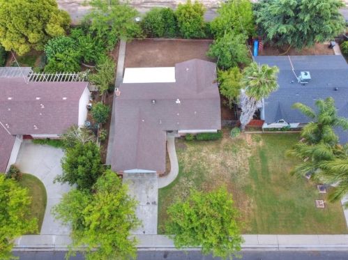 1118 Alameda Dr, Modesto, CA 95351-1702