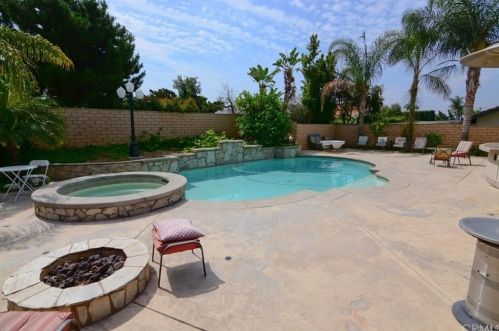 3320 Paloma Ave, La Verne, CA 91750-3813