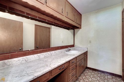 15 Highland Blvd, Stockbridge GA  30281-4654 exterior