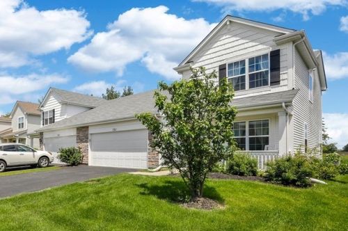 751 Catamaran Cir, Pingree Grove, IL 60140-2093