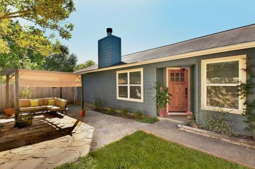 9725 Curlew Dr, Austin TX  78748-5807 exterior