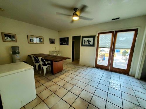 6510 Palm Ave, Riverside CA  92506-2315 exterior