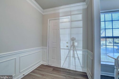 8169 Halley Ct, Lorton, VA 22079-2918