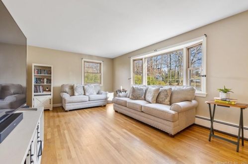 145 Irene Dr, Vernon CT  06066-4612 exterior