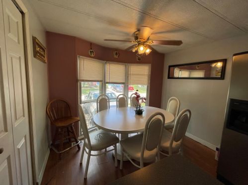 65 Candlegate Cir, Matteson IL  60443-2106 exterior