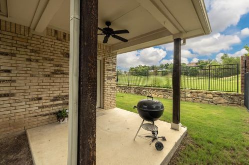 3704 Redwood Creek Ln, Fort Worth TX  76137-7063 exterior
