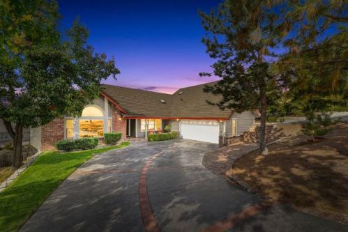 436 Trowbridge Ln, Folsom, CA 95630-6547