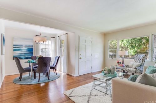 2911 Sycamore Ave, Glendale CA 91201-1154 exterior