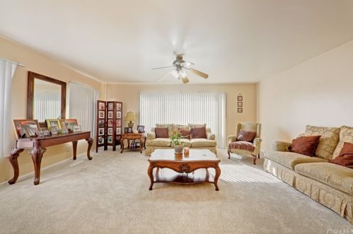 10422 Haledon Ave, Downey, CA 90241-2708