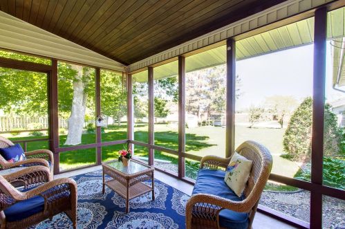 608 Bullis St, Bombay, MN 55946-1220