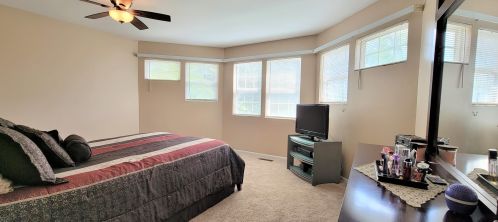 348 Wexford Ct, Carol Stream IL  60188-4828 exterior