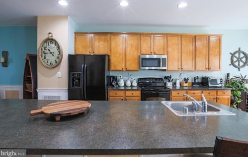 604 English Ivy Way, Aberdeen MD  21001-2673 exterior