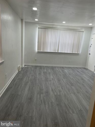 5830 Mascher St, Philadelphia, PA 19120-2420